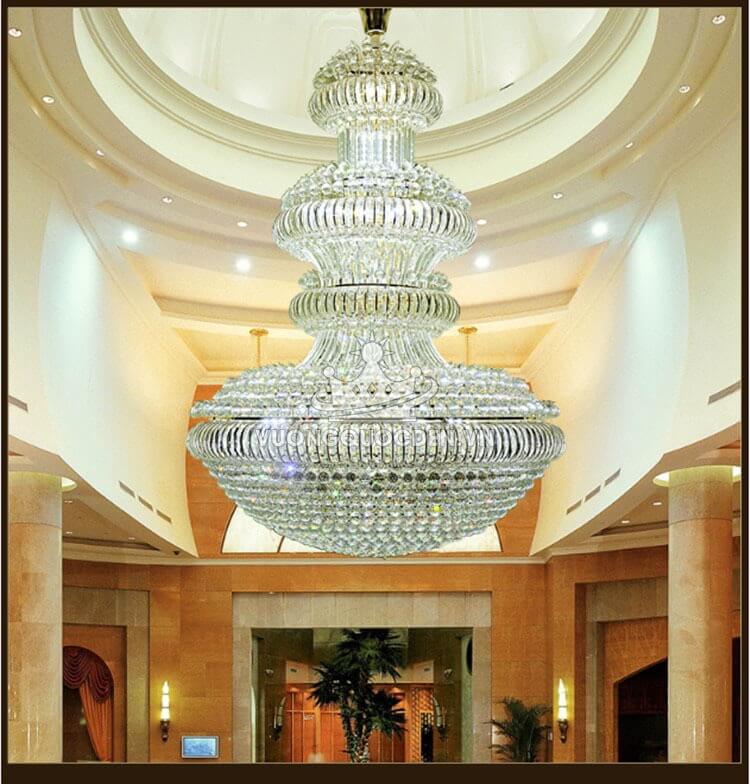 Đèn chùm thủy tinh kích thước lớn treo sảnh khách sạn CM182-6